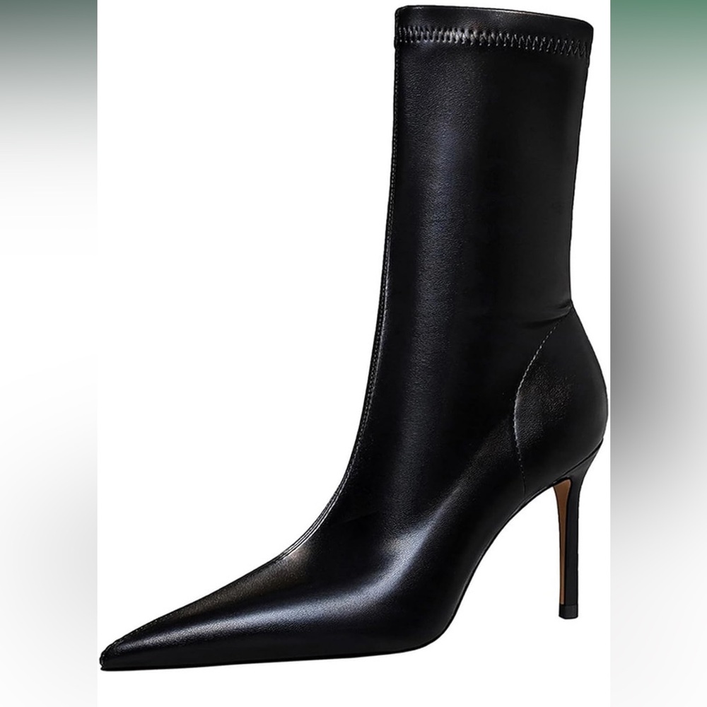 Elegant Mid Calf Leather Black Women's Boots NWT size 9